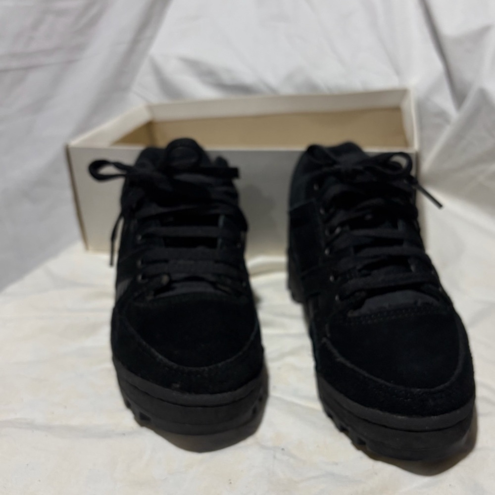 L.A. Gear Men's Black Sneakers - Picture 2 of 8